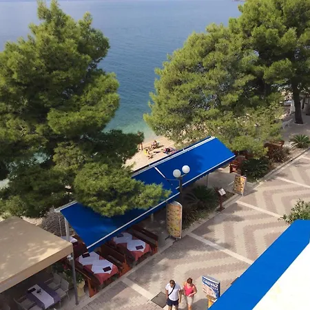 Apartman Lucy Tucepi, Beachfront *